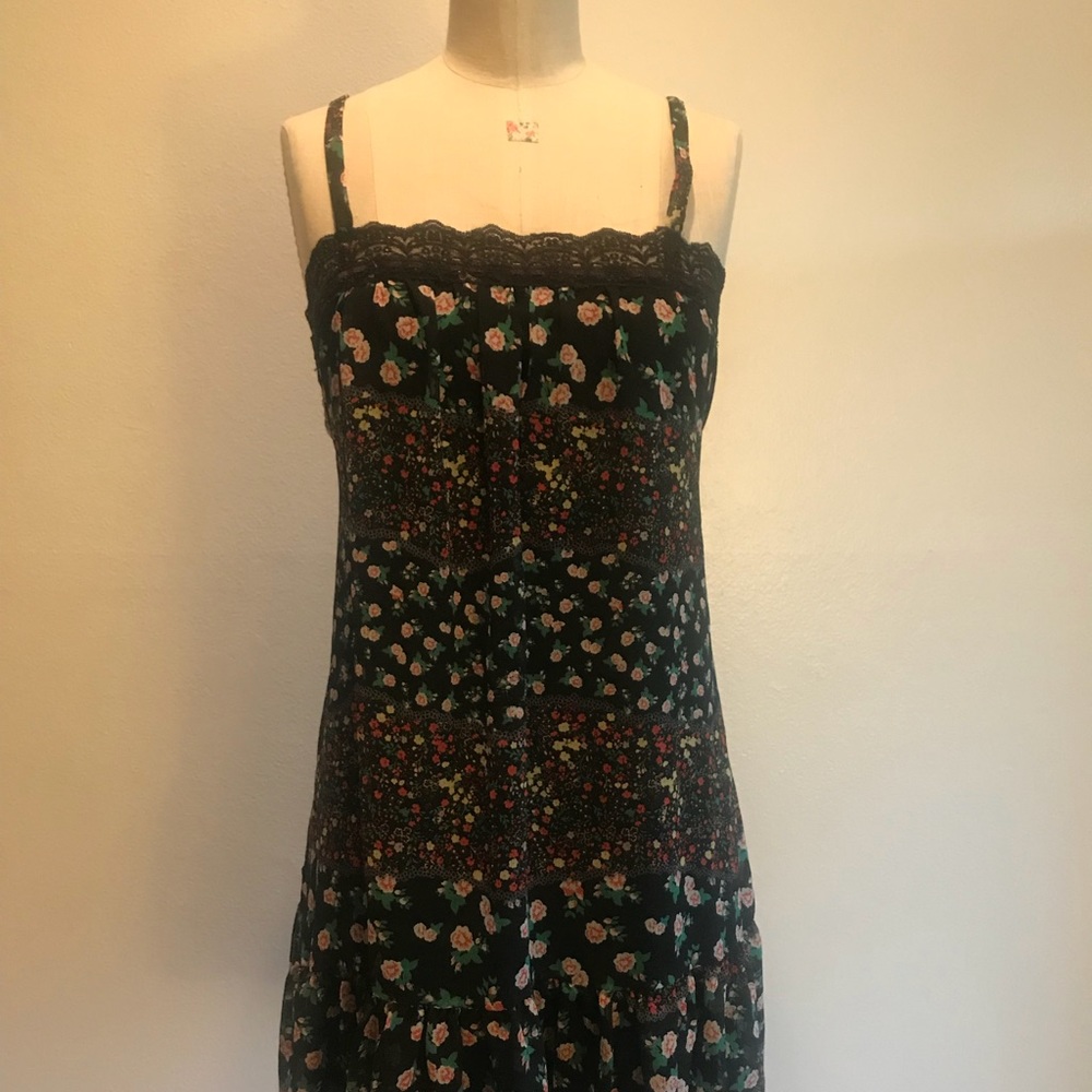 Flowy floral black dress